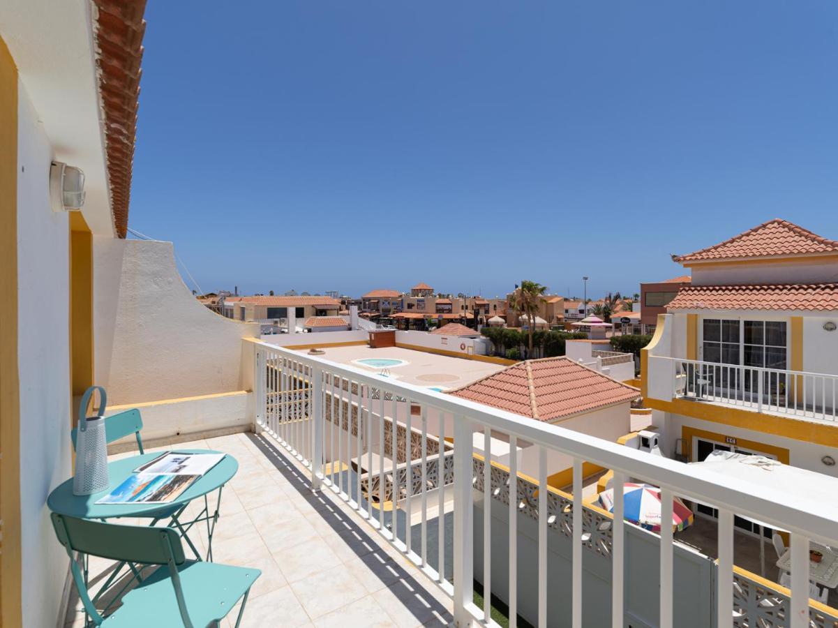 Apartamento En El Castillo Con Piscina Caleta de Fuste Extérieur photo